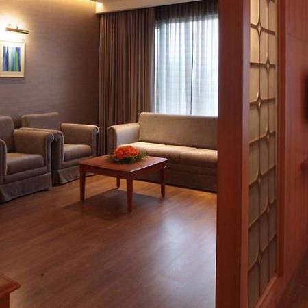 Hotel Monsoon Empress Kochi Exteriér fotografie